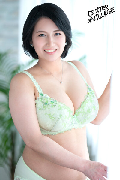 中イキ志願の素朴な主婦《福本ひかり》45歳『初撮り人妻ドキュメント』