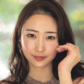 花澤美玲(はなざわみれい)